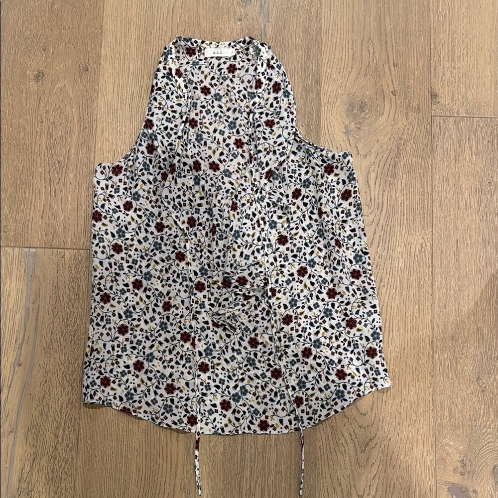 Floral Sleeveless Blouse